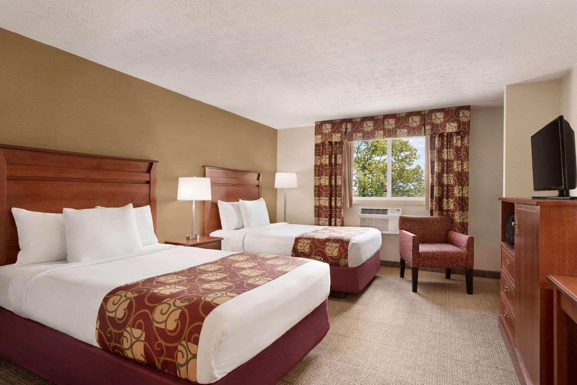 Days Inn By Wyndham Airport/Maine Mall South Portland Bagian luar foto